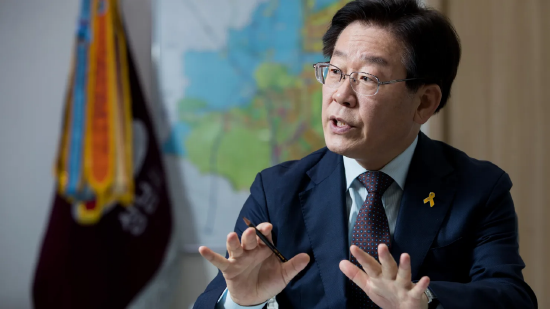 最大的合法配资平台 韩国总统候选人李在明提议延长美韩关税谈判